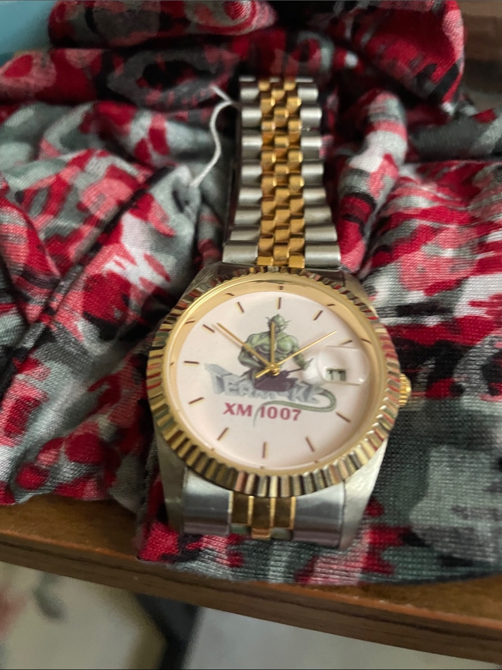 Two-Tone Gold & Silver Wristwatch with White Dial Japan Monv